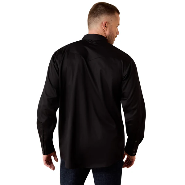 Ariat Men's Lightweight Twill Classic Fit Long-Sleeve Snap Shirt - Image 3