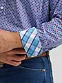 Wrangler Men's George Strait Long-Sleeve Button Down Two Pocket Shirt - Image 3