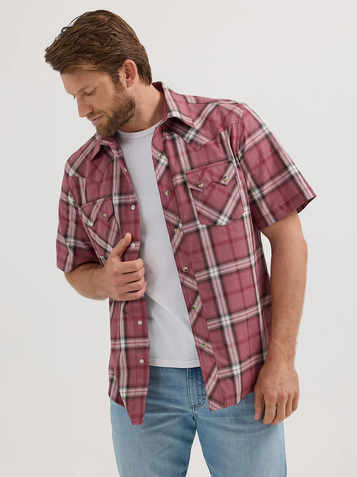 Wrangler Men's Retro Short-Sleeve Sawtooth Pocket Western Snap Shirt - Image 4