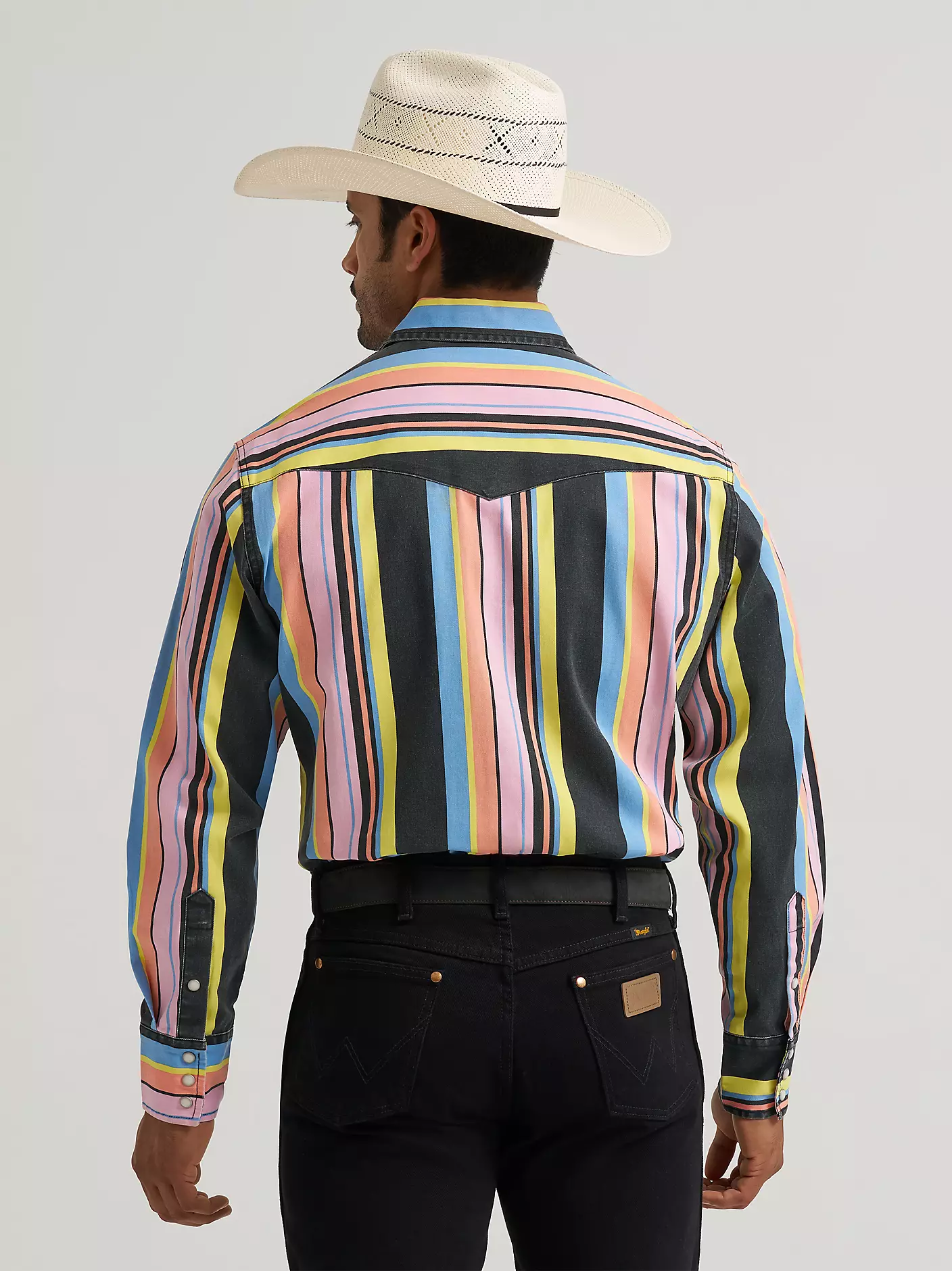 Wrangler Men's Vintage-Inspired Brushpopper Western Snap Workshirt - Image 2