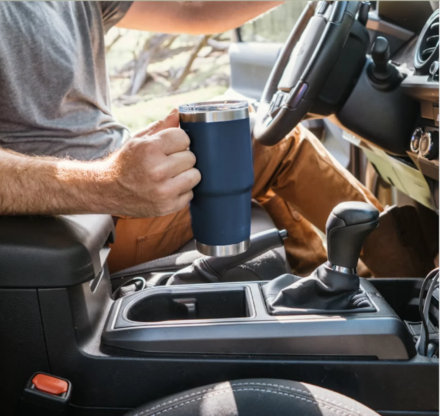 Yeti Rambler 20oz Tumbler - Image 12